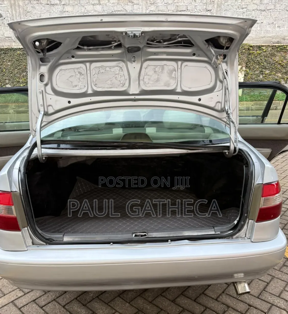 Toyota Corolla 1999 Silver