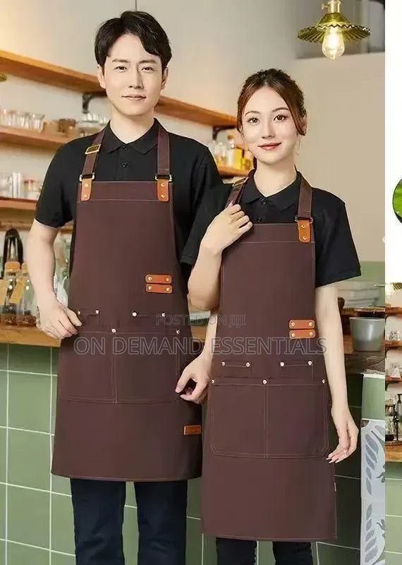 Chef Apron With Pockets and Leather Straps