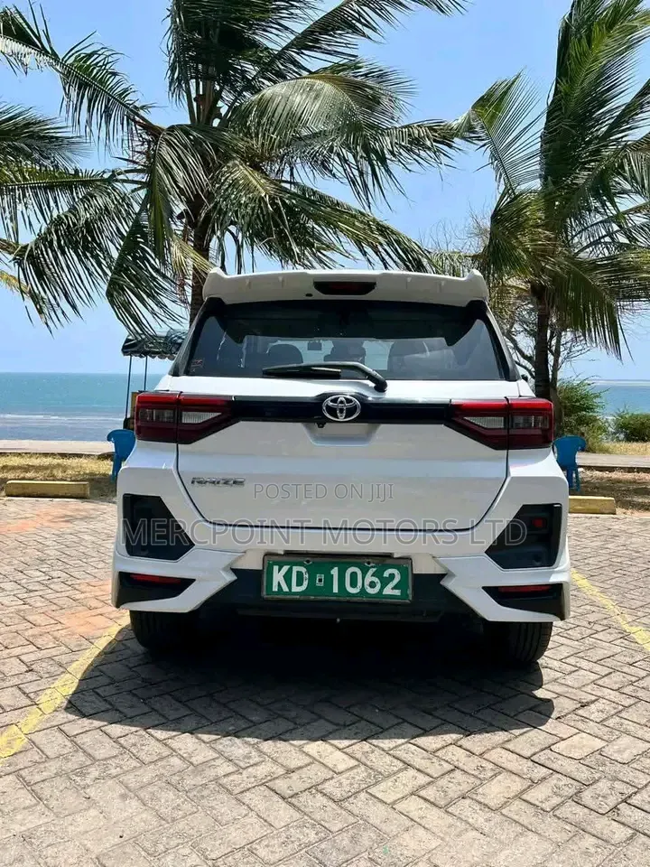 Toyota Raize 2020 Teal