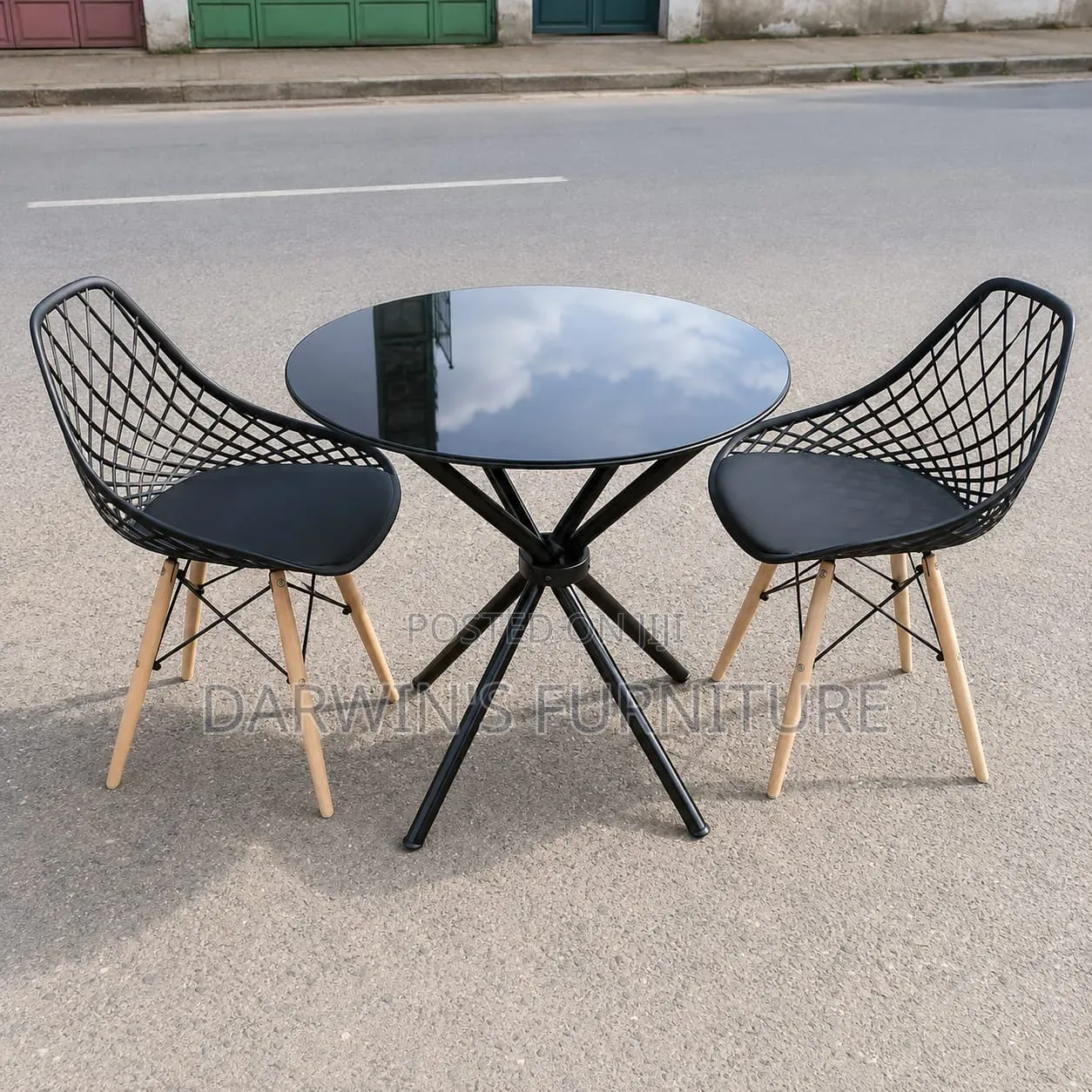Black Round Glass Table and 2chairs