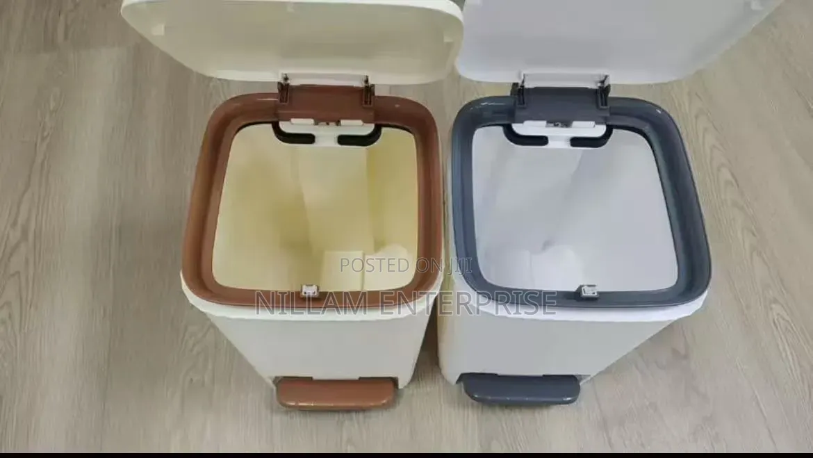 New Foot Pedal Dustbin/Trash Can.