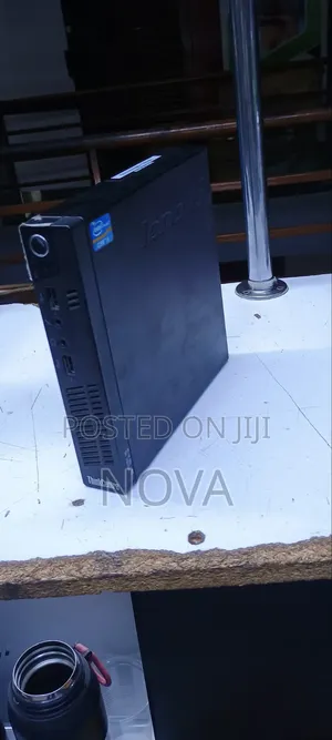 Desktop Computer Lenovo ThinkCentre M93 8GB Intel Core i5 SSD 500GB