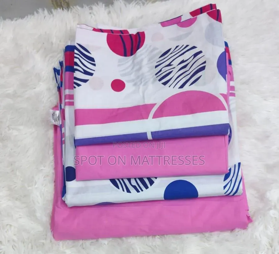 6PC 7X8 100% Cotton Fitted Bedsheets. Elastic Thus Can Fit a 5X6 & 6X6
