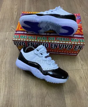 Jordan 11 Low Cut Boxed Sizes 40-45