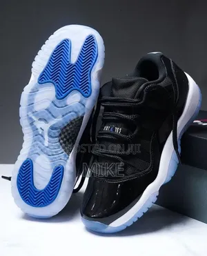 Jordan 11 Low Cut Boxed Sizes 40-45