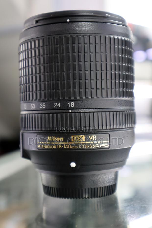 Nikon Af-S Dx Nikkor 18-140mm F/3.5-5.6g Ed Vr Ex Uk