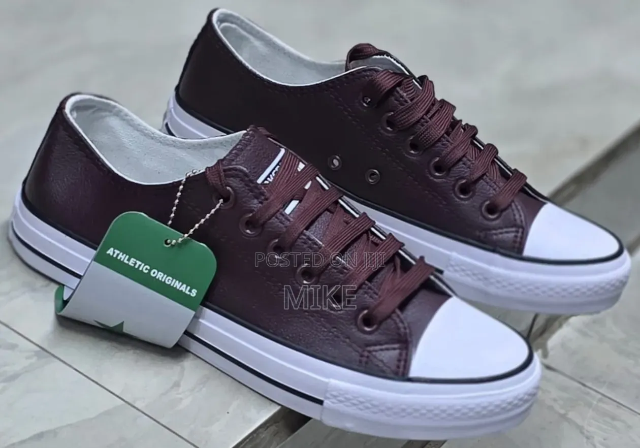 Range of Colors Converse Leather Sizes 37-44