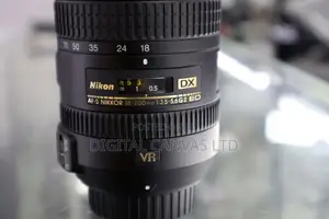 Nikon Af-S Dx Nikkor 18-200mm F/3.5-5.6g Ed Vr Ii Lens