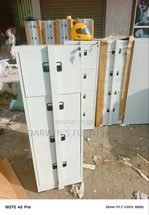 4drowers File Cabinets