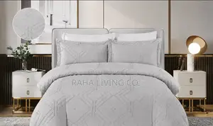 4pc Tufted Duvet Cover Set | 6x6 | Bedsheet + 2 Pillowcases