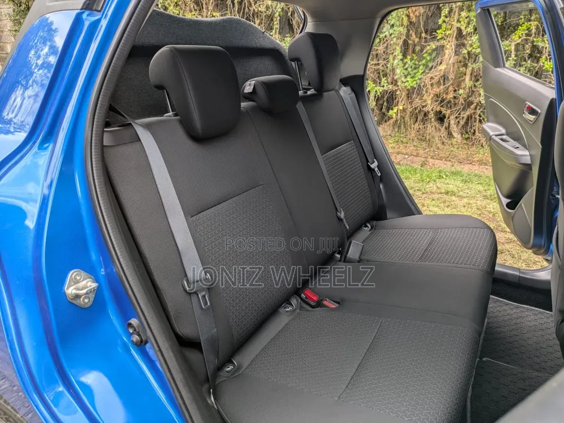 Suzuki Swift 2018 Blue