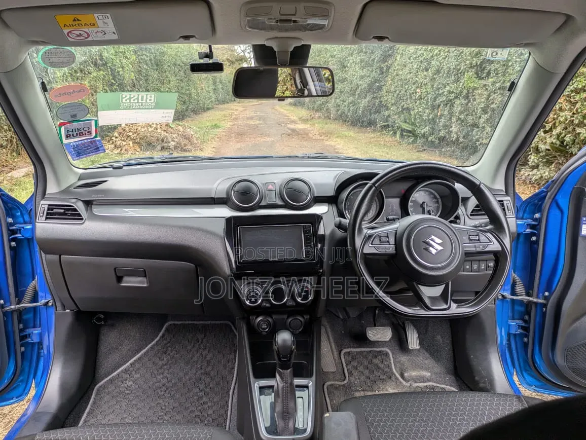 Suzuki Swift 2018 Blue