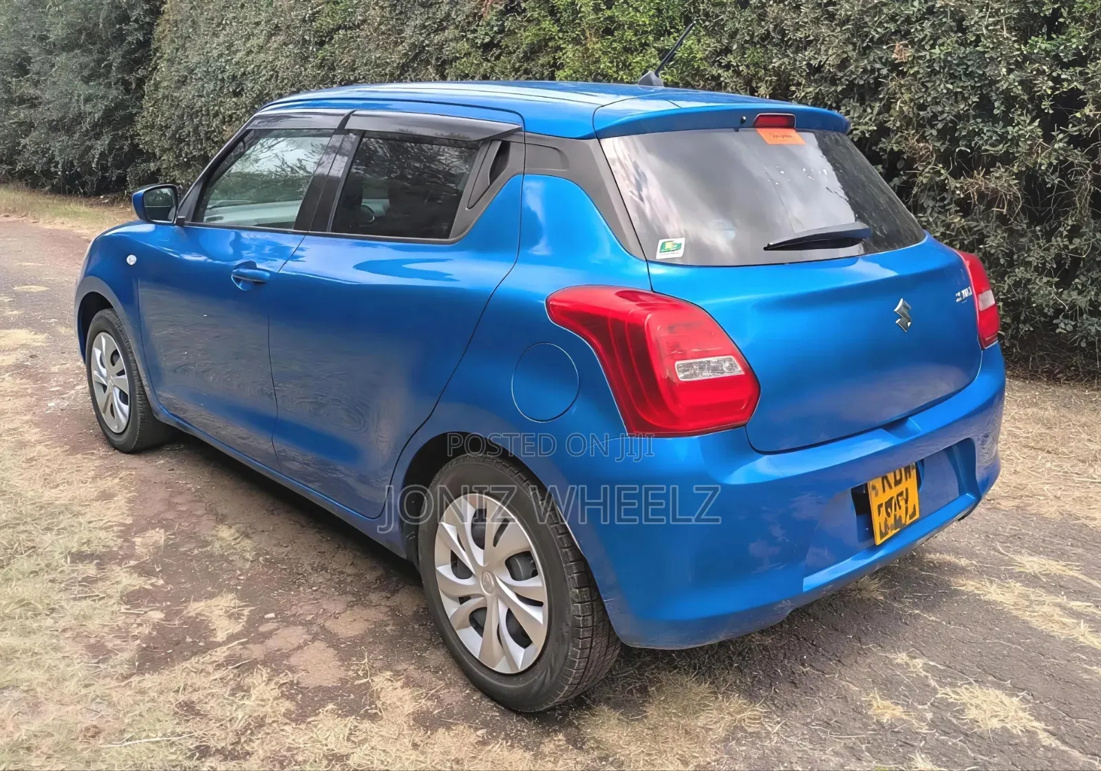 Suzuki Swift 2018 Blue