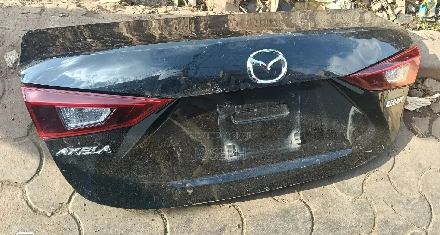 Mazda Axela 2014 Tailgate
