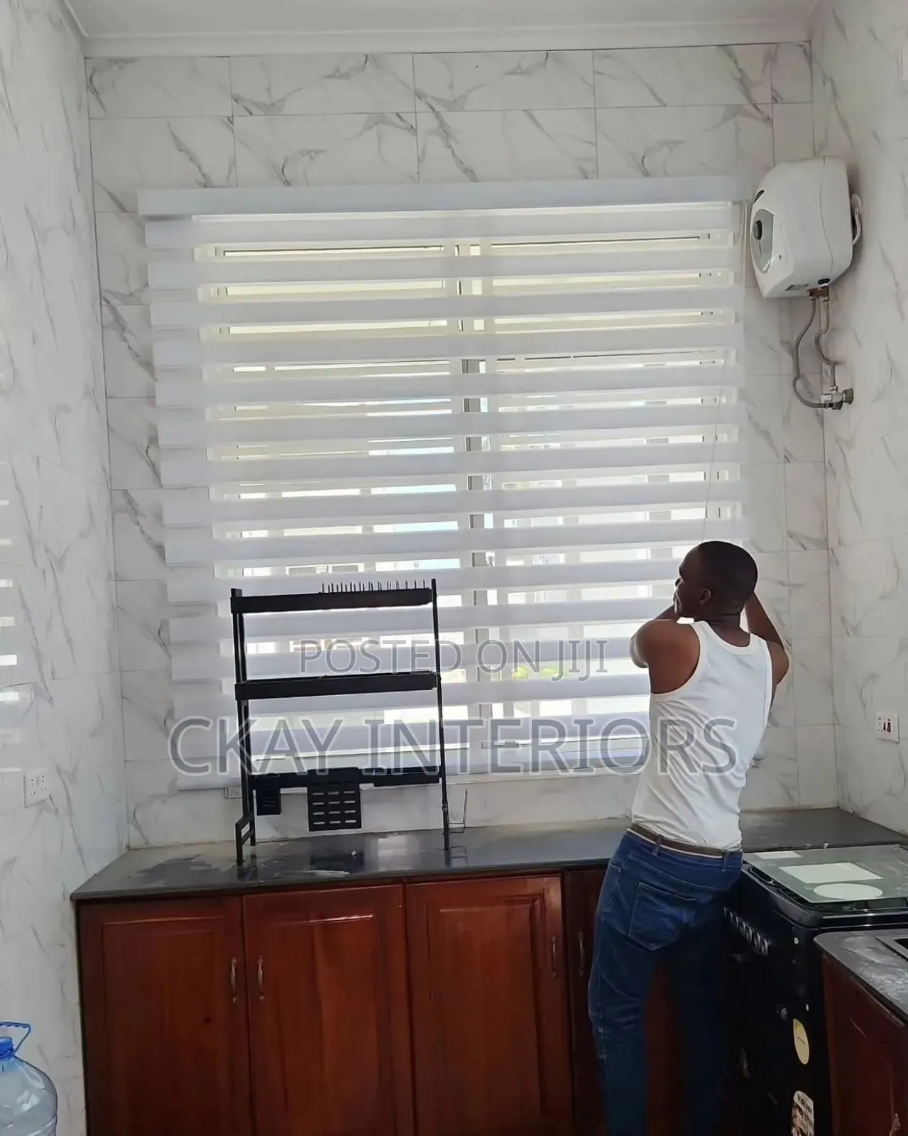 Modern Windows Deserve Modern Horizontal Blinds.