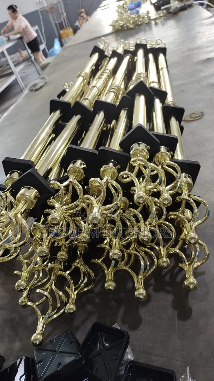 Complete 2m Gold Extendable Double Curtain Rods