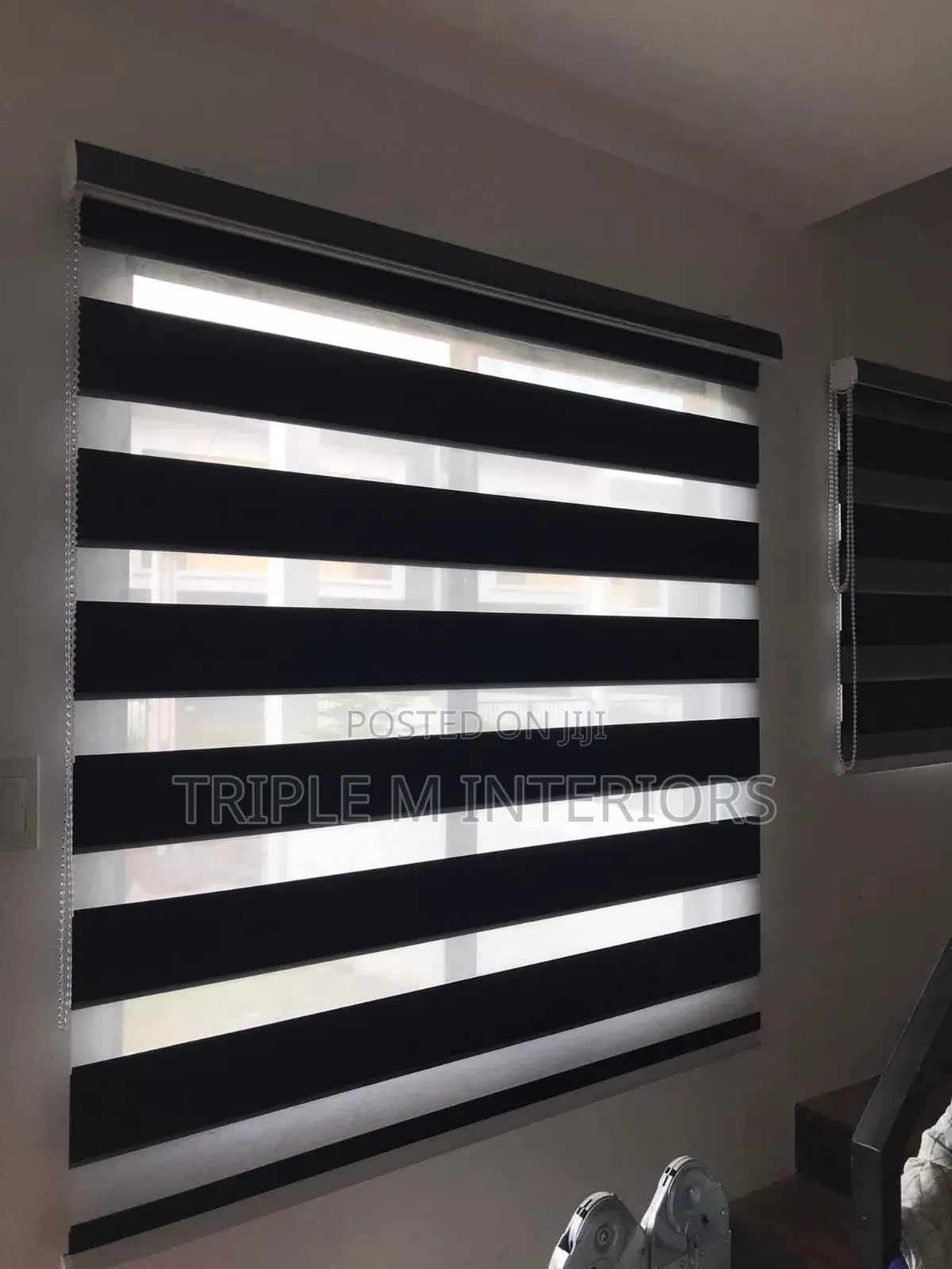 Quality Horizontal Venetian Window Blinds for Office & Kitchen