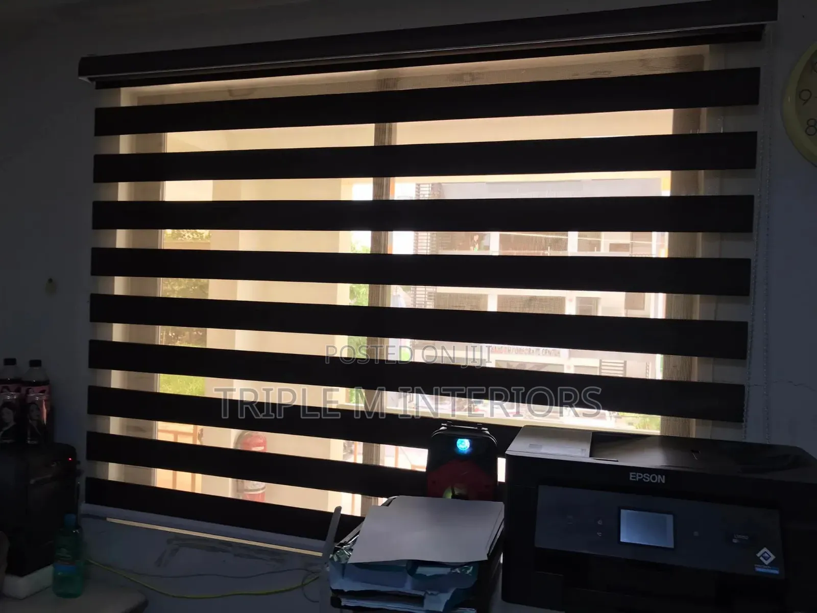 Quality Horizontal Venetian Window Blinds for Office & Kitchen