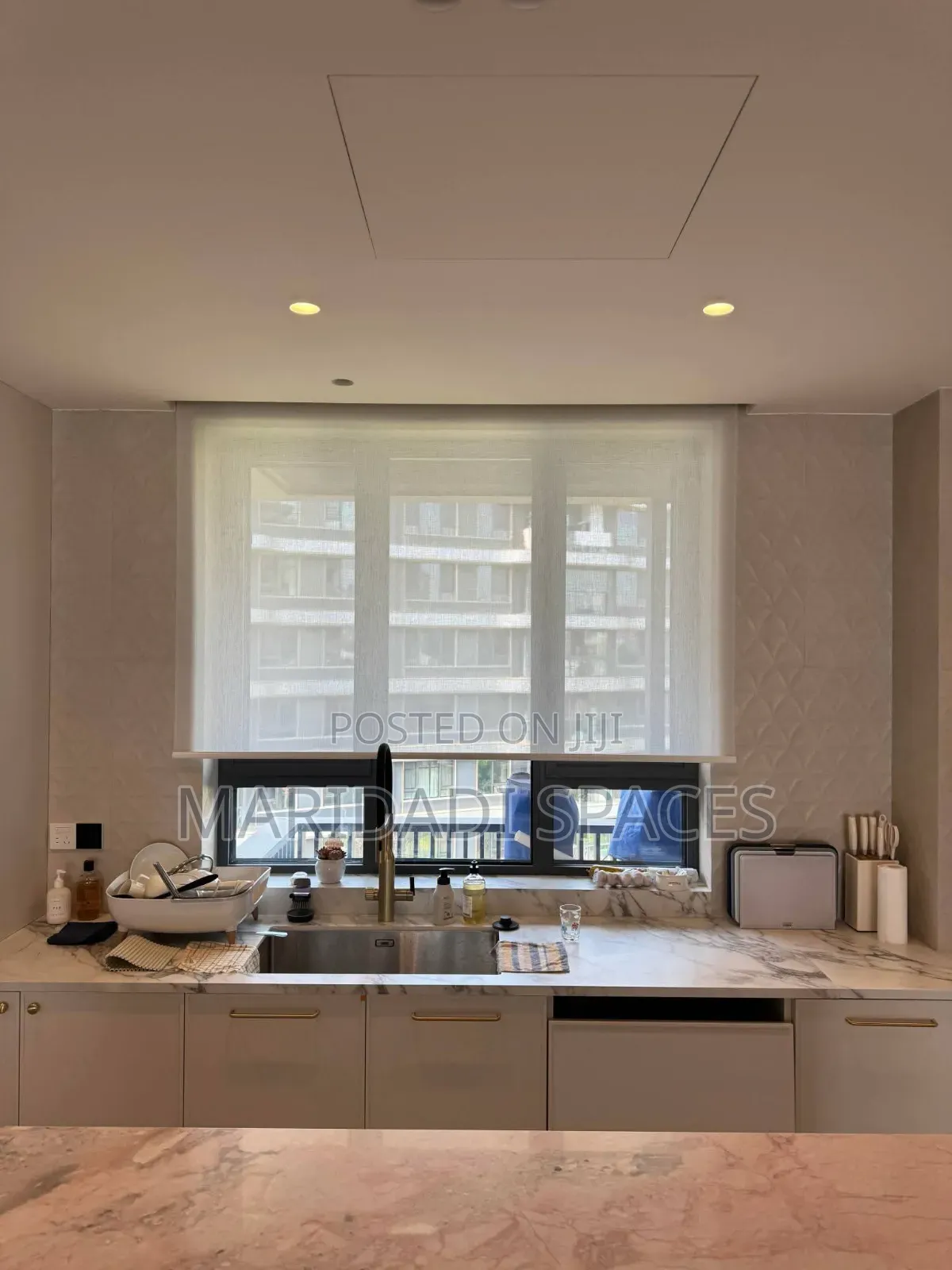 Sunscreen Roller Blinds- UV Protection & Glare Control