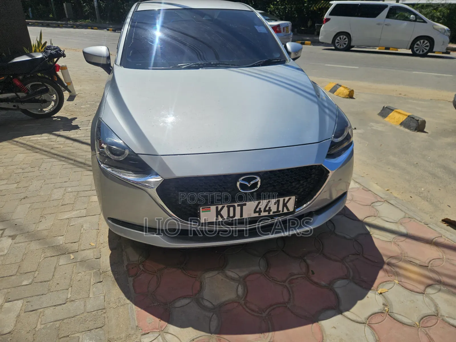 Mazda 2 2018 Silver
