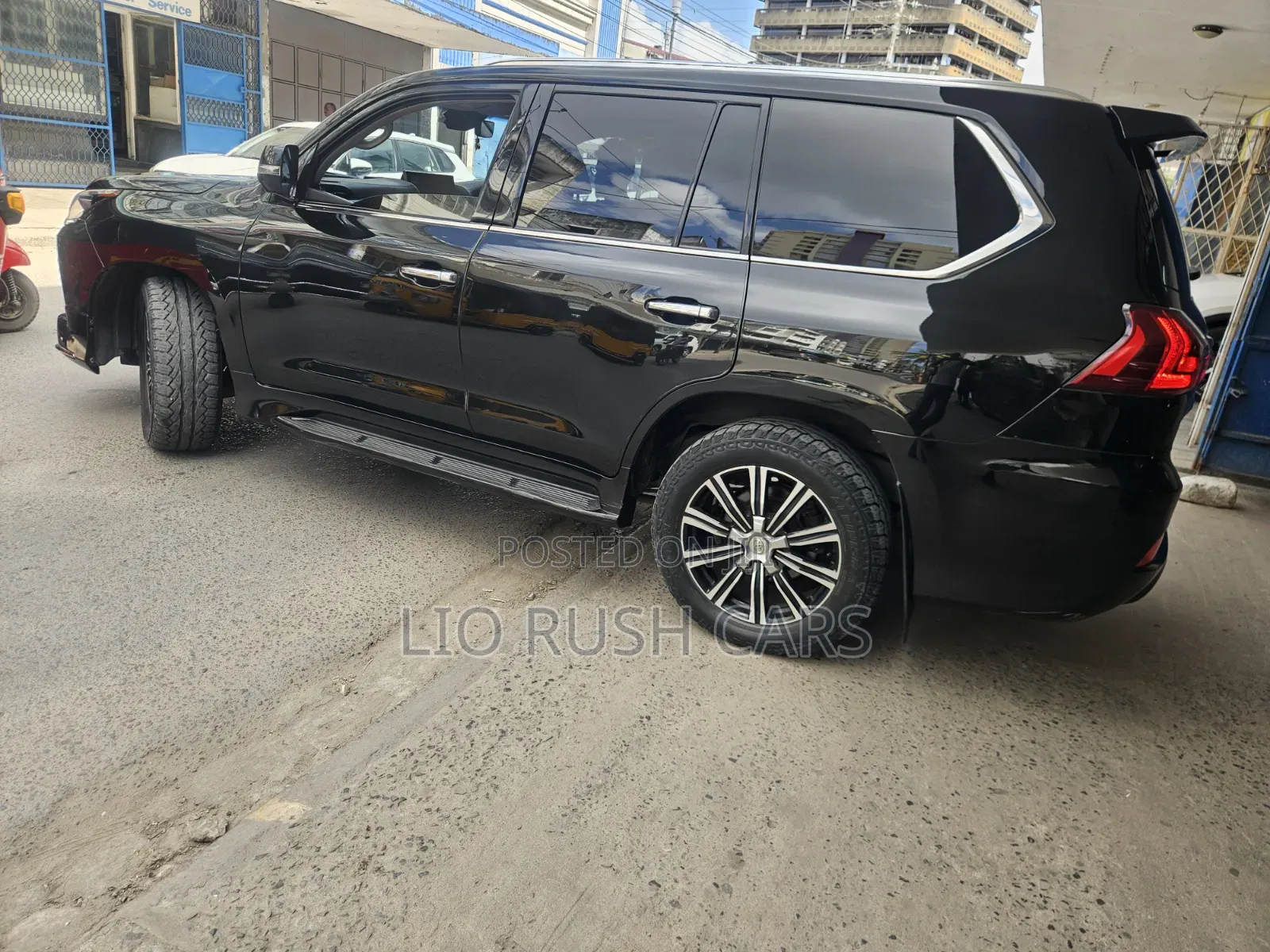 Lexus LX 2017 Black