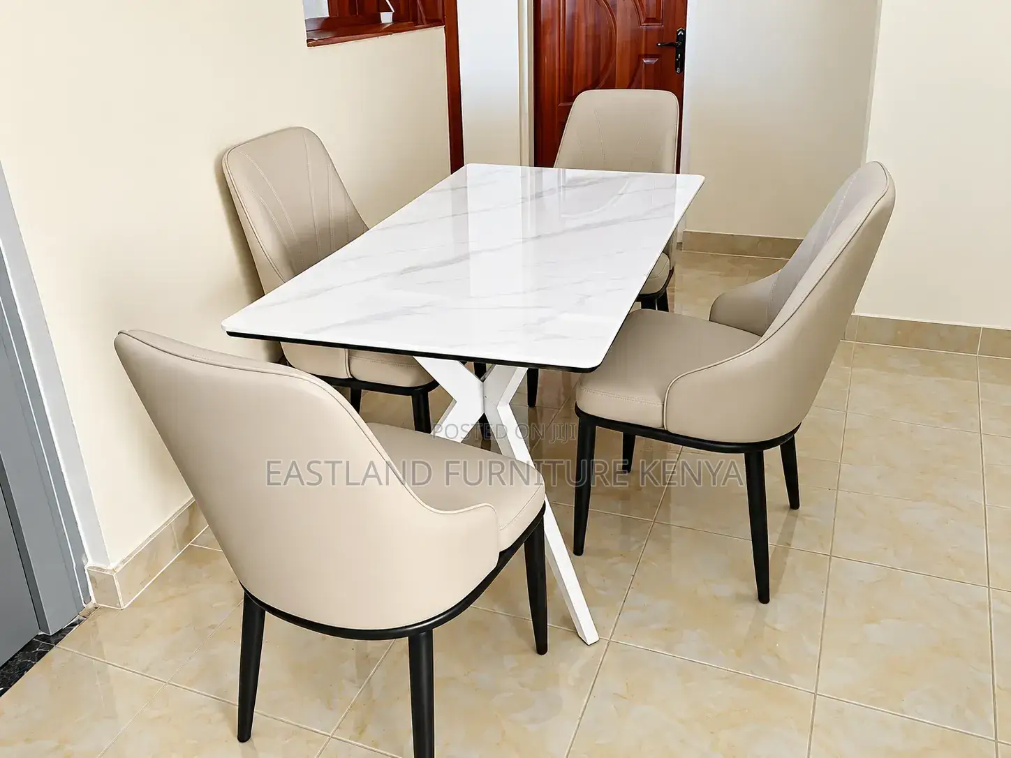 Luxury Modern Dining Set – Marble-Effect Dining Table With 4 Chairs