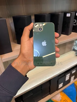 Apple iPhone 13 128 GB Green