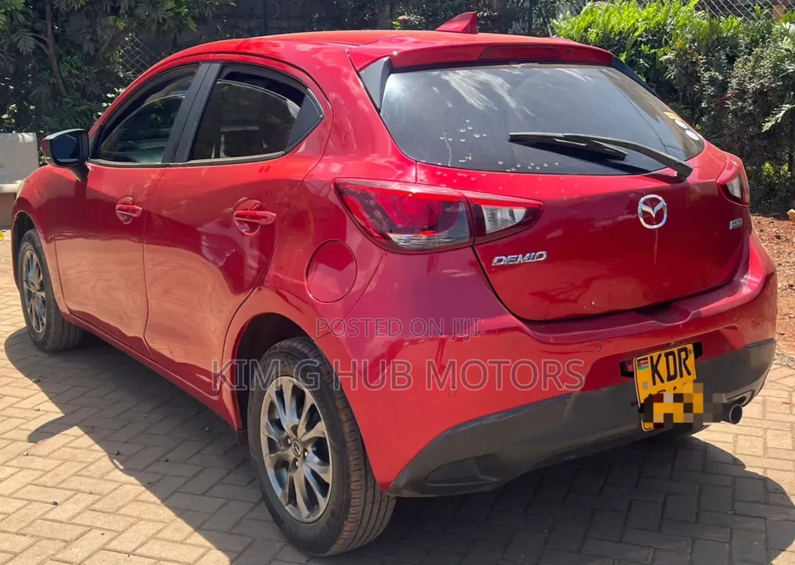 Mazda Demio 2017 Red