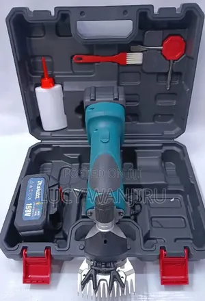 Makita Cordless Sheep Clippers/ Cordless Sheep Shears