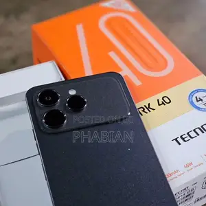 Tecno Spark 40 128 GB Black