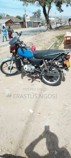 Bajaj Boxer 100 2023 Black