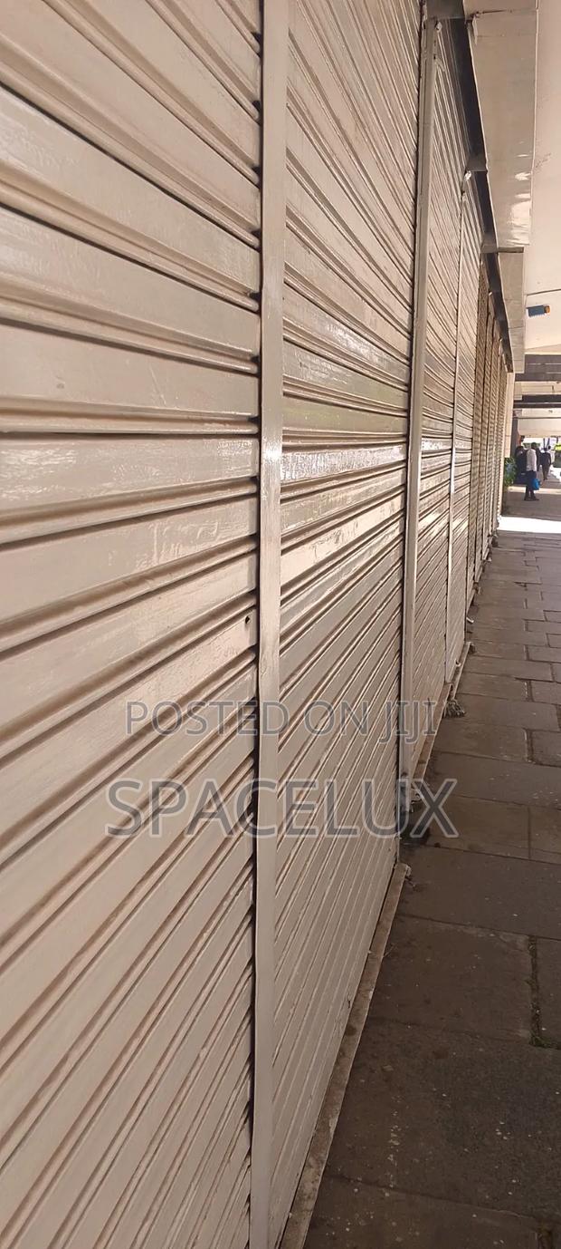 Big CBD Retail Shops - thumbnail 4