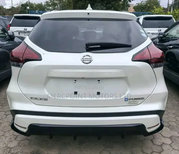 Nissan Kicks 2020 Pearl