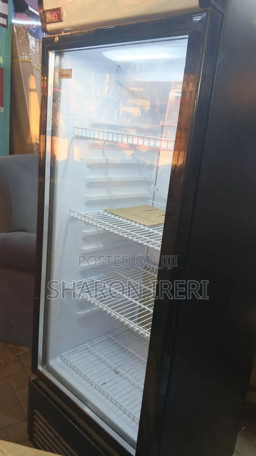 Ramtons Showcase Cooler CF/201 250L .As Good as New.
