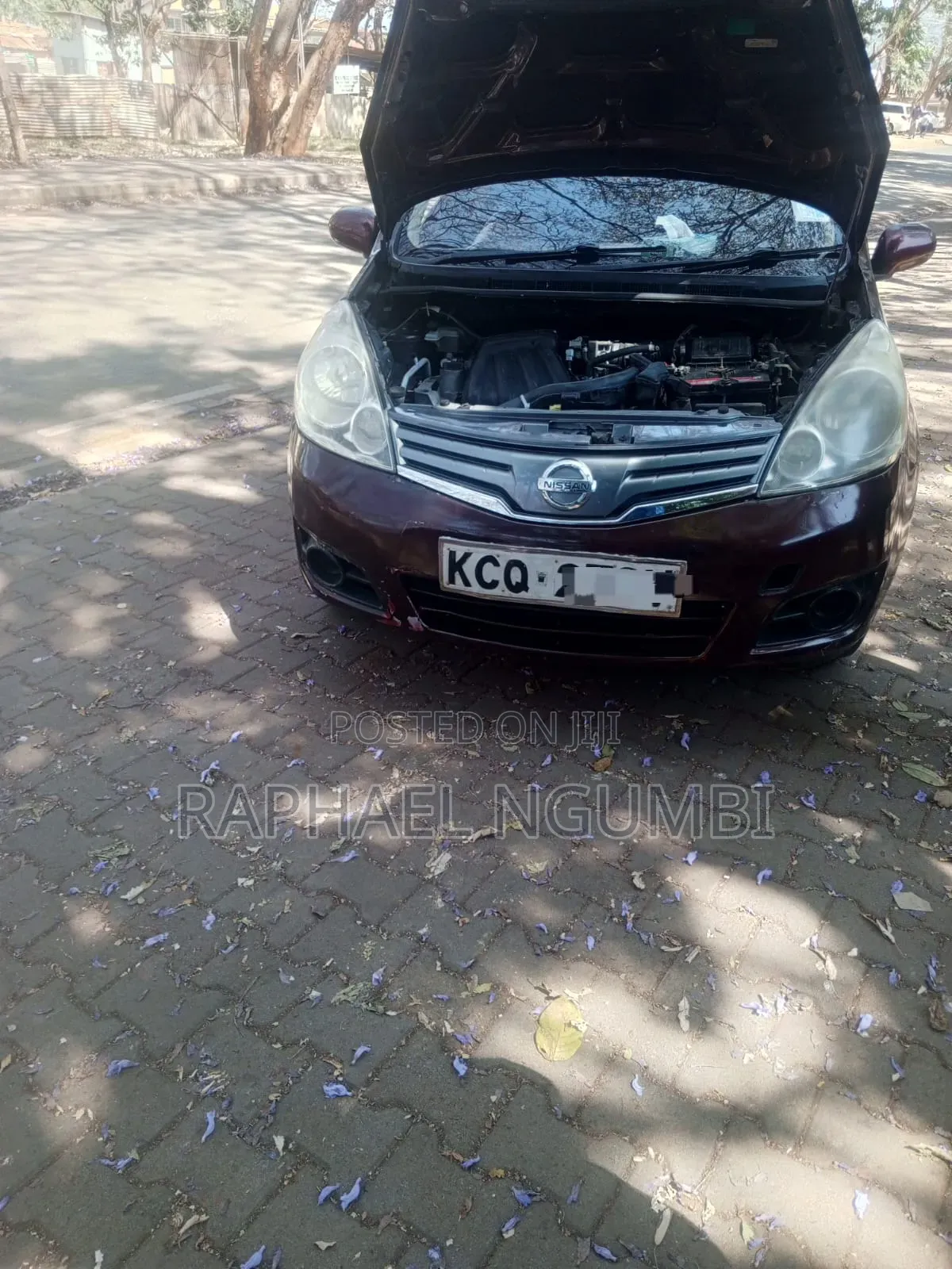 Nissan Note 2011 Maroon