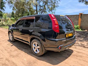 Nissan X-Trail 2.0 Petrol XE 2010 Black