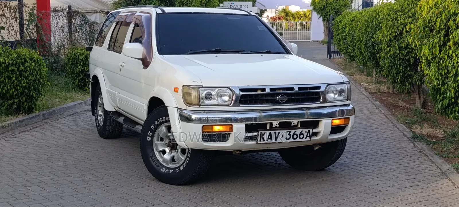 Nissan Terrano 2001 White