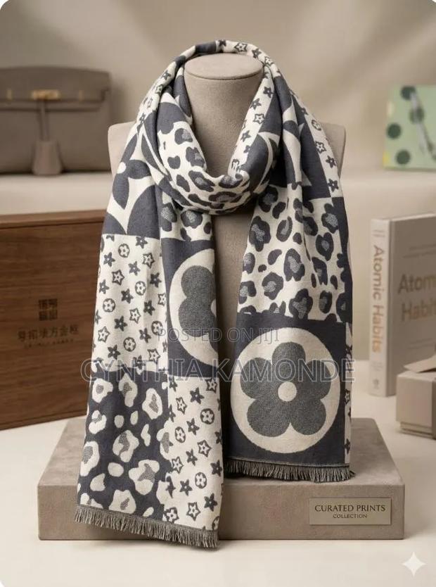 Luxurious Cashmere Shawls/Scarf - thumbnail 2