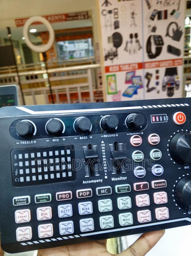 F998 USB-C Audio Mixer Sound Card for TikTok & Live Streaming - thumbnail 2