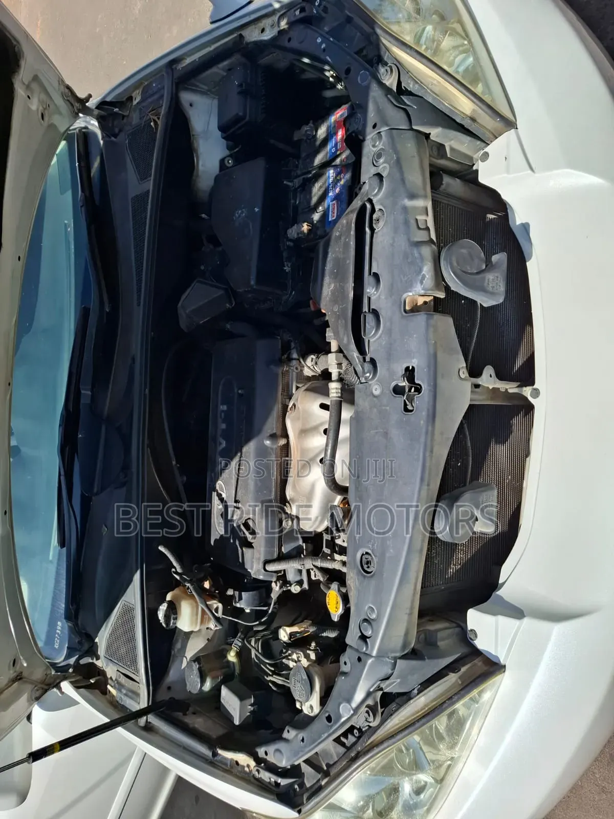 Toyota Harrier 2.4 2012 White