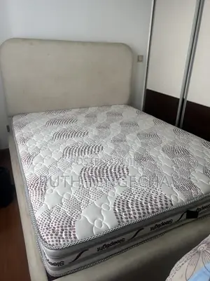 5by 6 Chester Bed With Mattress