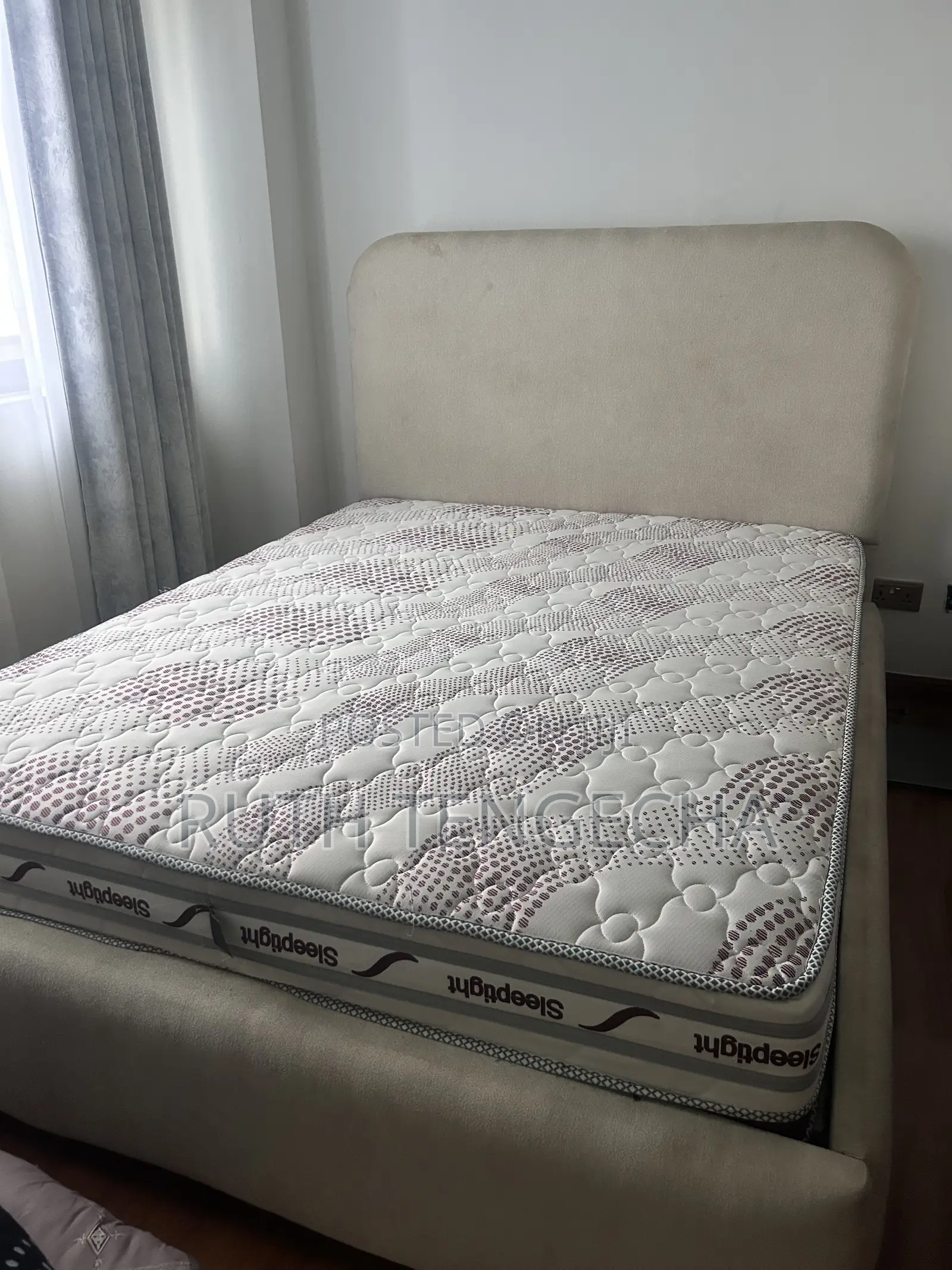 5by 6 Chester Bed With Mattress