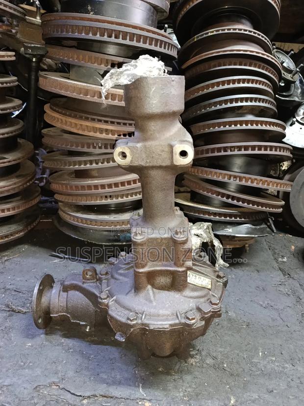 Hilux Vigo 4wd Front Differential