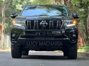 Toyota Land Cruiser Prado 2022 Black
