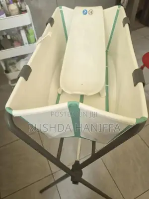 Stokke Foldable Bath Tub With Stand