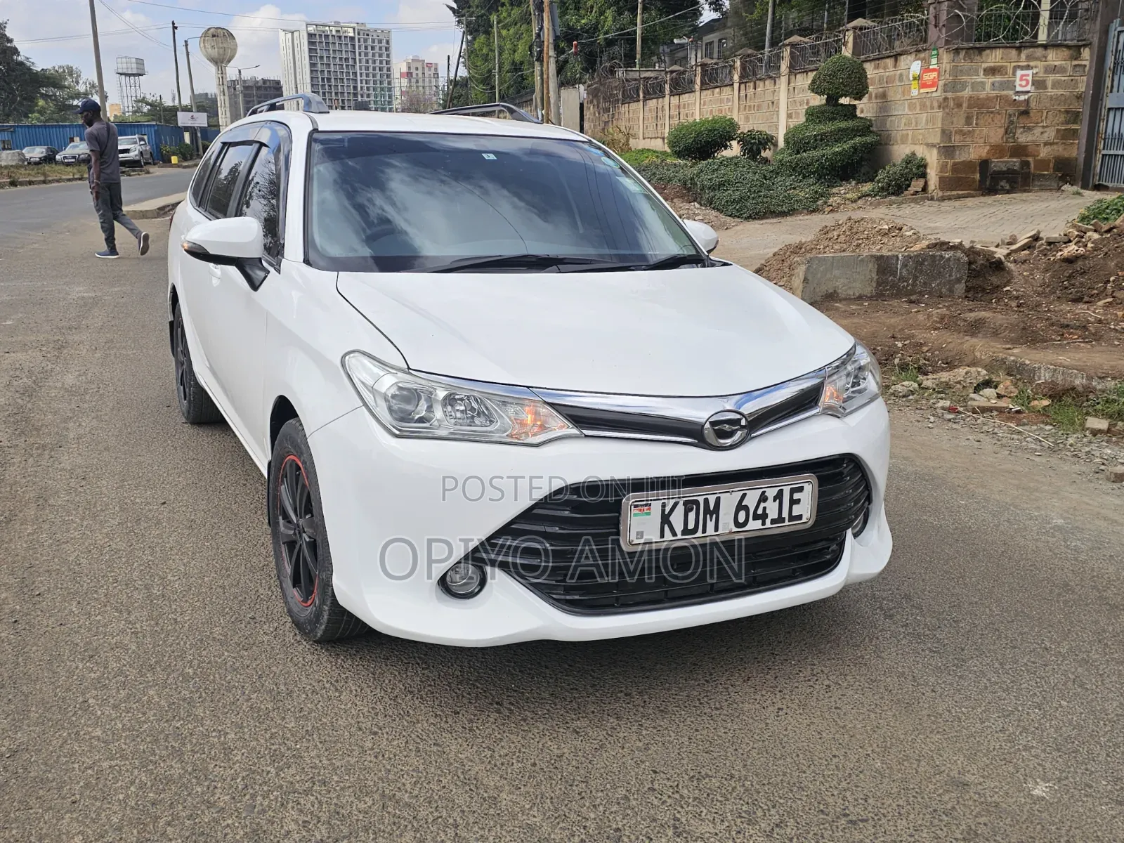 Toyota Corolla Fielder 2017 White