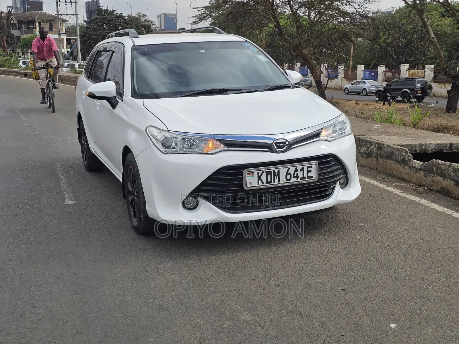 Toyota Corolla Fielder 2017 White