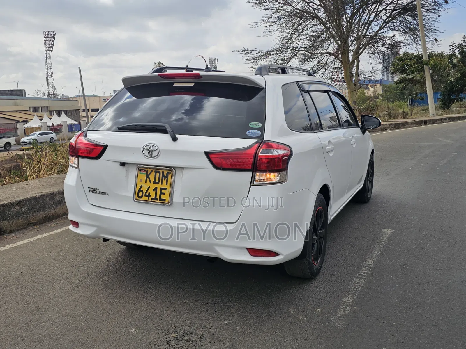 Toyota Corolla Fielder 2017 White