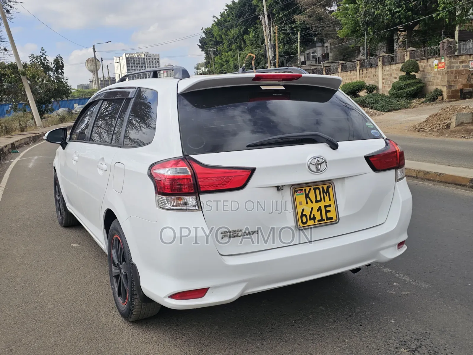 Toyota Corolla Fielder 2017 White