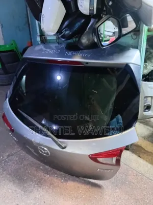 Mazda 2 Boot
